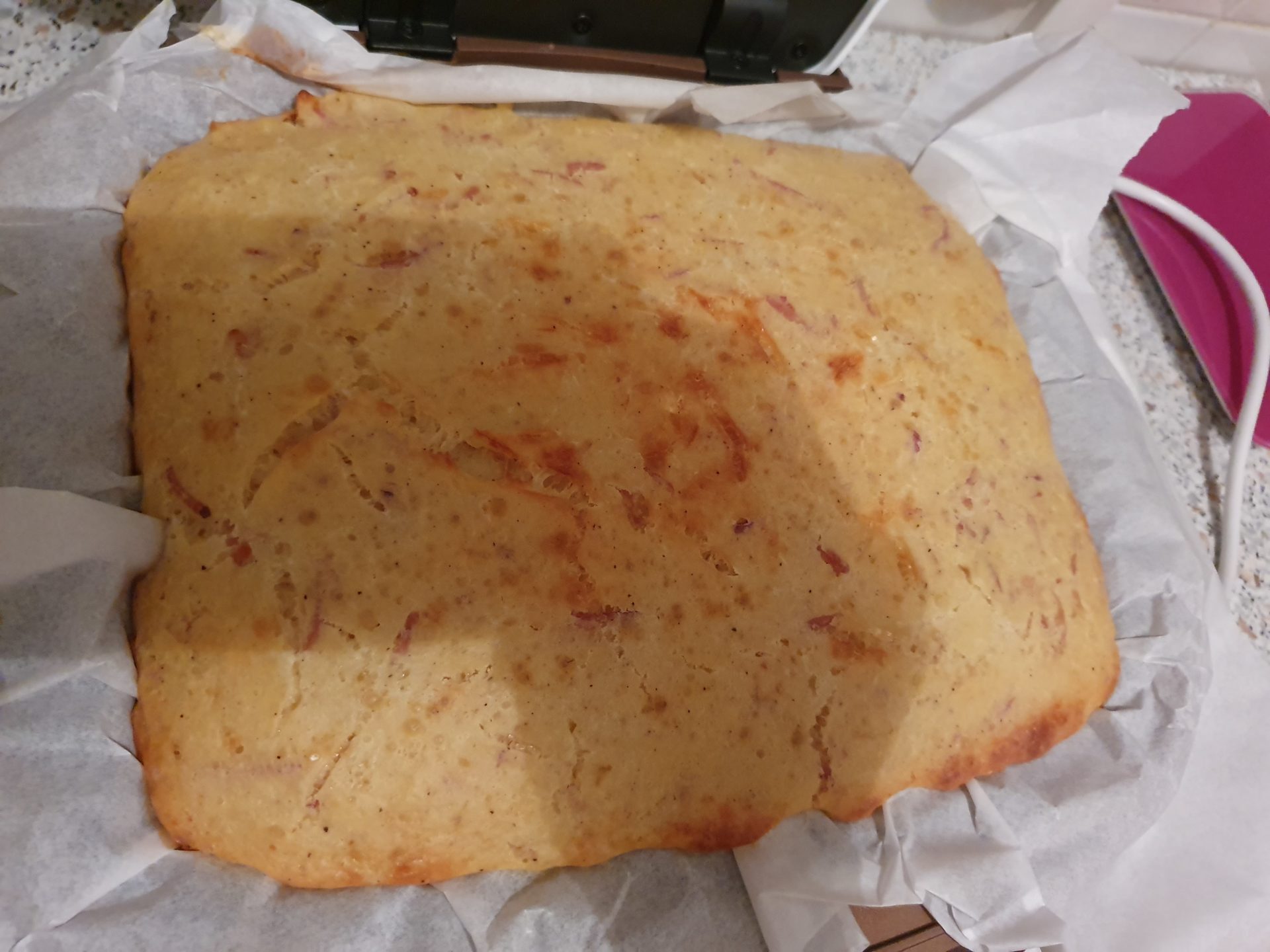 Cake géant saucisse râpé de jambon